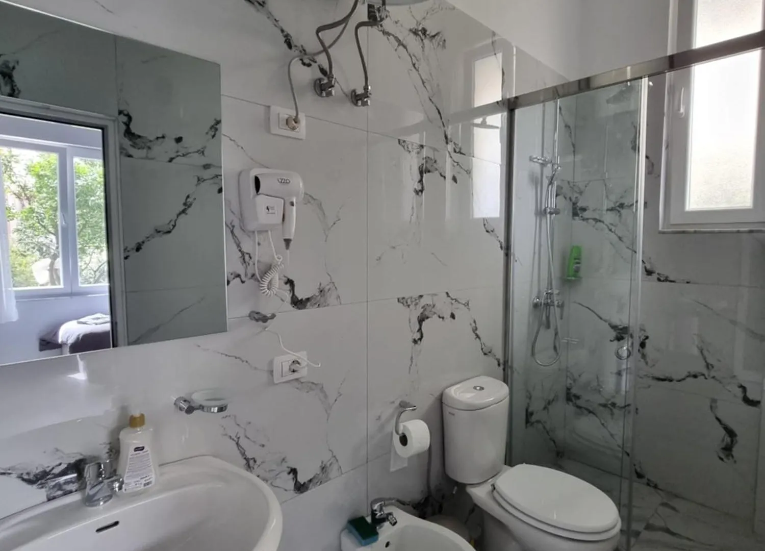 Lejlighed Dentart&Apartments Tirana Albanien